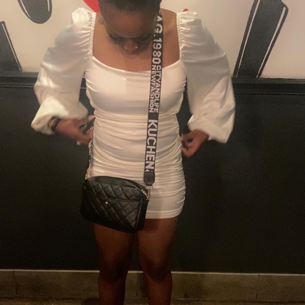 dress(white with longsleeve)